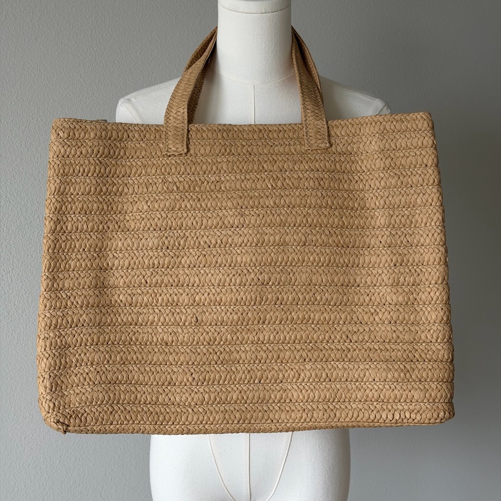 ☀️ BTB Los Angeles Social Distancing Straw Tote - Beach Day - Picture 4 of 16